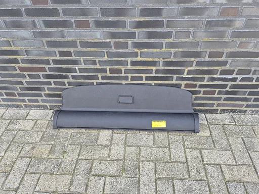 Audi A4 8e station 2001 - 2008 rolhoes met scheidingsnet €40