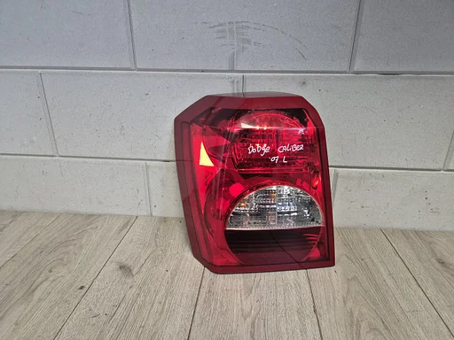Achterlicht links Dodge Caliber 2005 - 2010 origineel €75