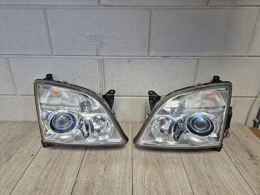 Koplamp links rechts set Opel Vectra C 2002 - 2005 AFL xenon