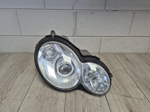 Koplamp xenon rechts Mercedes C klasse W203 sportcoupe €200