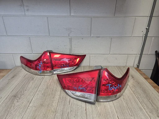 Achterlicht links / rechts Toyota Sienna 2010 - 2015