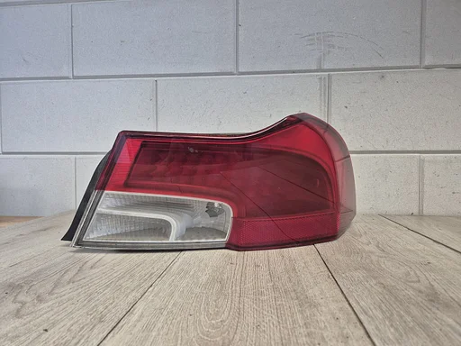 Achterlicht rechts led Volvo C70 facelift 09 - 13 31299412