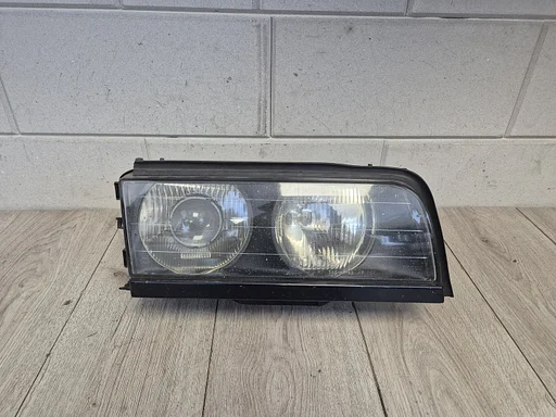 Koplamp rechts van BMW 7 serie E39 1994 - 1999 halogeen €100