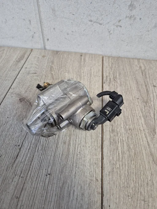 Hogedrukpomp motor VW 1.4 en 1.6 fsi  03c127025r HITACHI