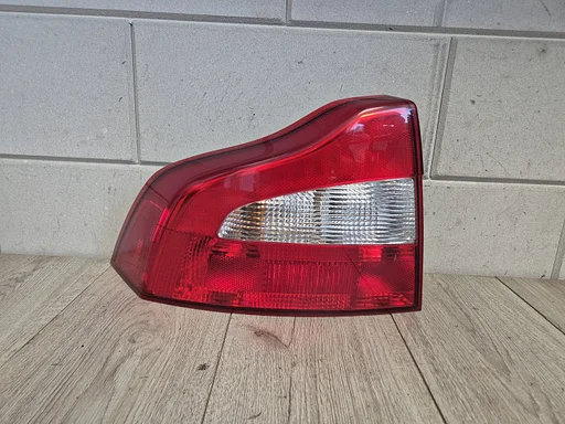 Achterlicht links voor Volvo S80 2006 - 2012 origineel €150