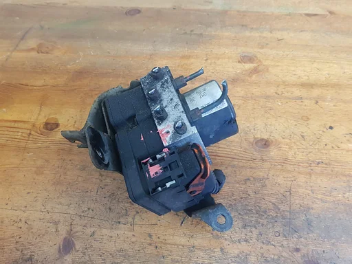 Suzuki Swift 2005 - 2010 abs pomp blok 62j0 1 maand GARANTIE