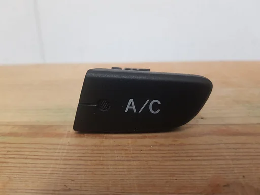 Citroen C1 Peugeot 107 Toyota Aygo knop airco aan uit €30