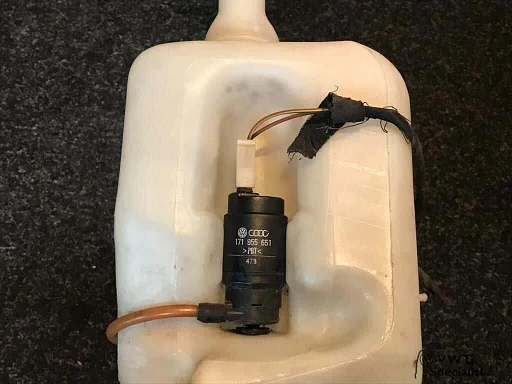 Volkswagen Transporter VW T4 Ruitensproeierpomp