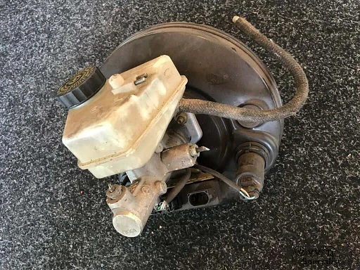 Mercedes E-klasse W210 Rembekrachtiger met hoofdremcilinder en module