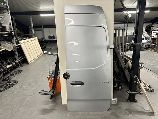 Mercedes Sprinter W907 2019-2024 achterdeur portier achter rechts zilver