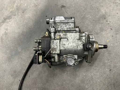 Volkswagen Transporter VW T4 2.5TDI brandstofpomp 102PK 7-polige stekker!