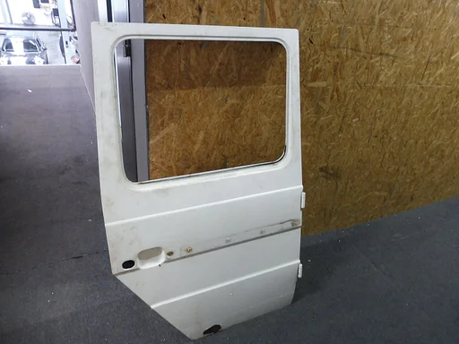 Mercedes G klasse w463 deur rechts en linksachter