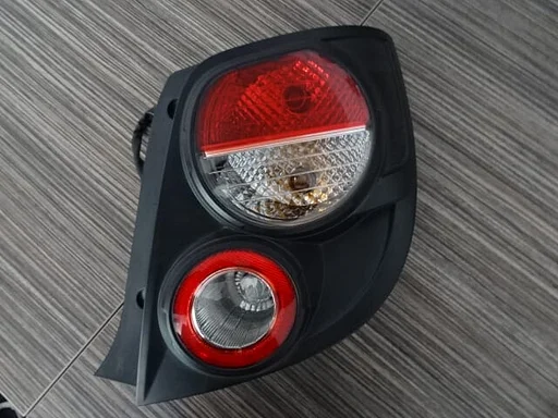 Achterlicht Chevrolet Aveo bj 2011 5 d rechts.