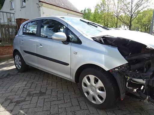 Opel Corsa D bj 2014 A13DTC 1.3 diesel 5 deurs voor demontage.