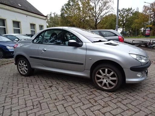 Peugeot 206 cc bj 2001 2.0 16v Zwart leer voor demontage