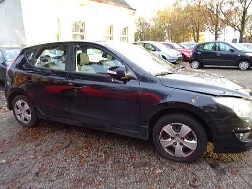 Hyundai G4FC i30 bj 2012 1.6 93 kw 46000 km AUT voor demontage