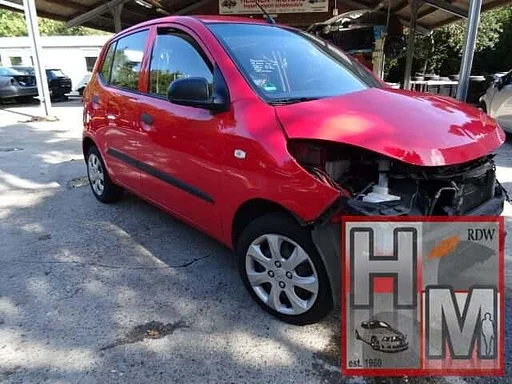 Hyundai i 10 bj 2012 1.1 benz voor demontage.