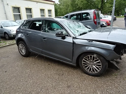 Audi A3 5 deurs sportback 1.6 tdi bj 2013 voor demontage.