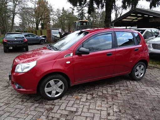 Chevrolet Aveo bj 2010 1.2 v bak schade 5 deurs voor demontage.