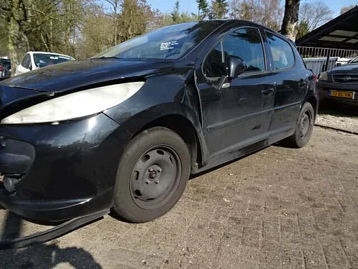 Peugeot 207 1.6 bj 2006 voor demontage