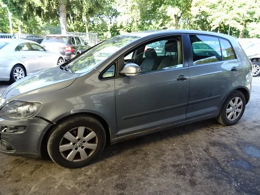 VW Golf 5 plus BKC-HNU bj 2008 1.9 TDI voor demontage.