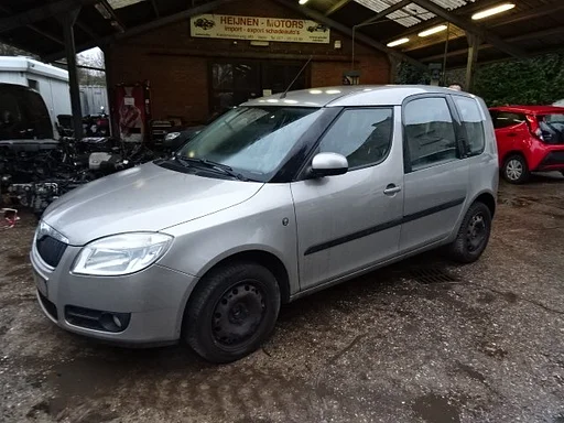 Skoda Roomstar bj 2009 1.4 16v benz typ 5j voor demontage.