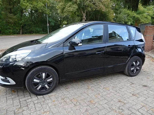 Renault Megane Senic Bj 2014 1.5 dci 6 gang zwart voor demontage.