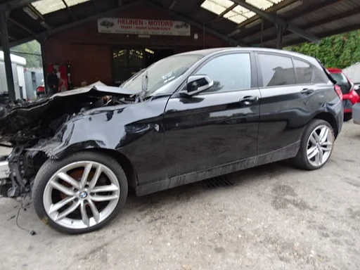 BMW 120D bj 2016 140 kw 6g 5 deurs 125000 km voor demontage.