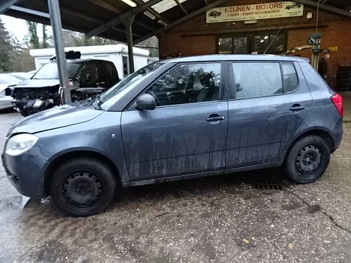 Skoda Fabia CHFA Bj 2010 1.2 44 kw 162000 km voor demontage.