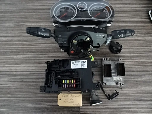 ECU Opel Corsa d bj 2008 Z14XEP 1.4 16v complete set incl sloten