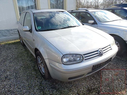 VW Volkswagen Golf 4 zilver 3-deurs sloop alle onderdelen te koop