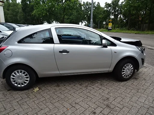 Opel Corsa d bj 2014 1.2 16v benz 44000 km voor demontage