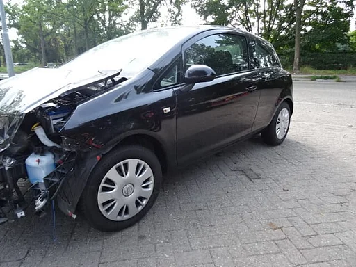 Opel Corsa d bj 2009 1.2 16v Z12 XEP 127000 km voor demontage.
