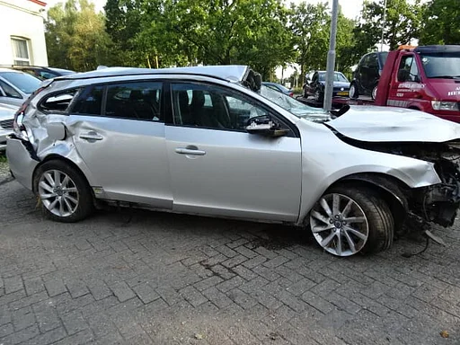 Volvo V 60 D3 bj 2016 2.0 110 kw diesel AUT voor demontage.