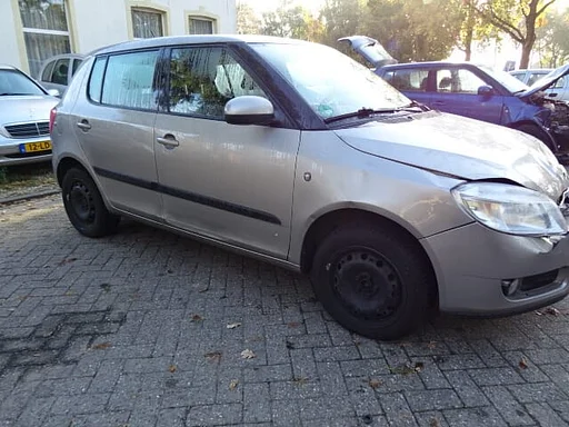 Scoda Fabia bj 2009 1.9 tdi BSW 5g JXY voor demontage.