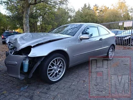 Mercedes c 200 cdi bj 2004 sportcoupe voor demontage