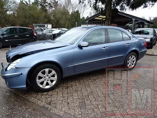 mercedes e 270 cdi bj 2003 typ 211 voor demontage