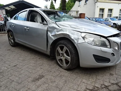 Volvo S 60 Bj 2011 2.0 163 pk D5204T voor demontage.