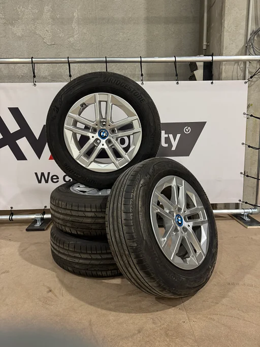 Complete zomerset BMW 2 serie active tourer 205/65R16