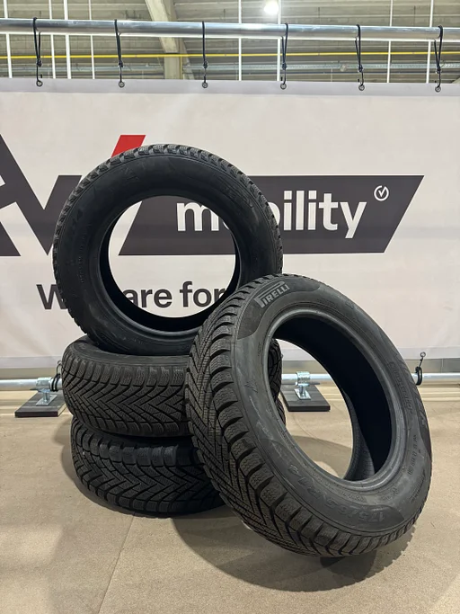 4 Winterbanden Pirelli 175/65R14 82T M+S 7-8mm