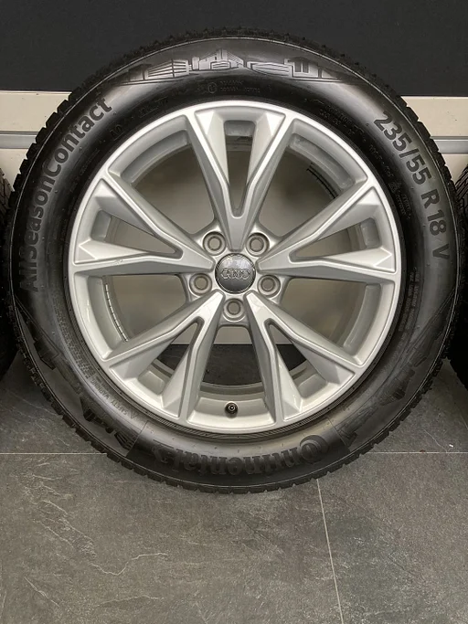 18” originele Audi Q3 F3 velgen + allseason banden 5x112    83A601025K