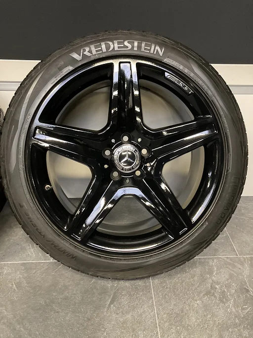 19” originele Mercedes GLA W156 AMG velgen + winterbanden 5x112 A156 401 0600
