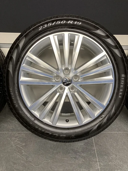 19” originele Skoda Kodiaq velgen + Pirelli banden 5x112 565 601 025B