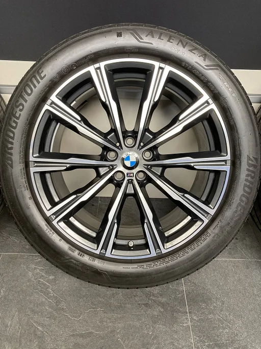 20” originele BMW X5 G05 / X6 G06 740M velgen + banden 5x112 8071996 / 8071997