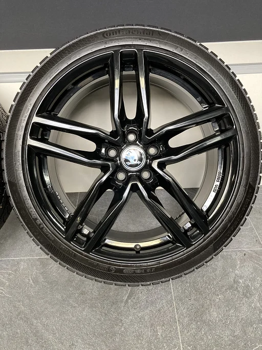 19” Skoda Karoq sport velgen + winterbanden 5x112 235/40/19
