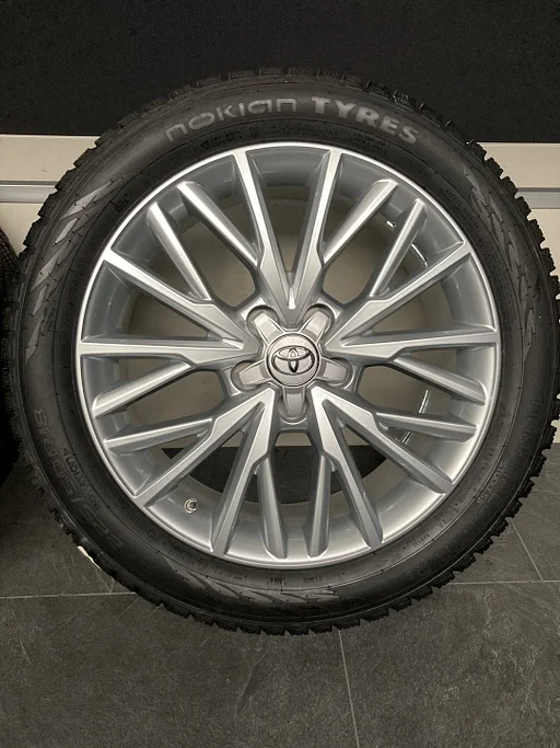 18” originele Toyota Corolla Cross velgen + winterbanden 5x114.3 PW457-10000