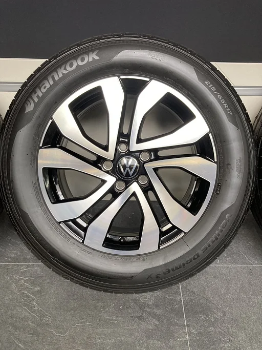 17” originele Volkswagen Tiguan 5NA velgen + banden 5x112   5NA601025AL