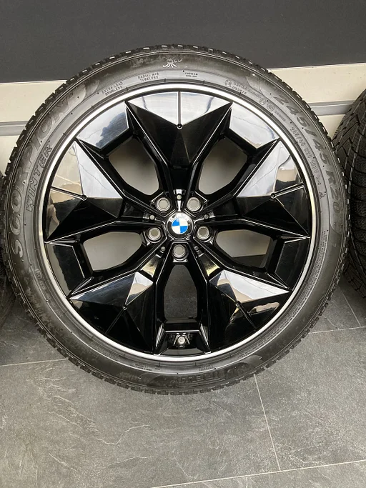 20” originele BMW iX3 G08 velgen + winterbanden 843 5x112   6894844 / 6894845