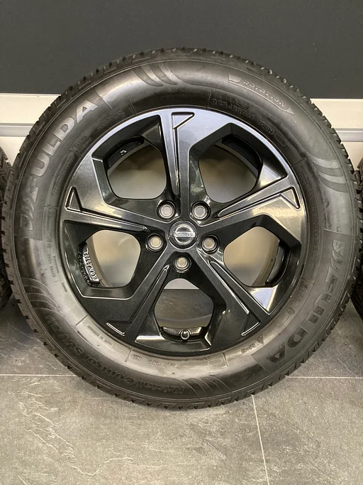 17” originele Nissan Qashqai J10 J11 velgen + winterbanden 5x114.3 KE409-4C200