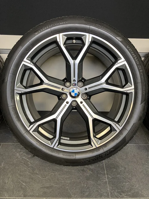 21” originele BMW X5 G05 / X6 G06 velgen + banden 741M 5x112 8071998 / 8071999